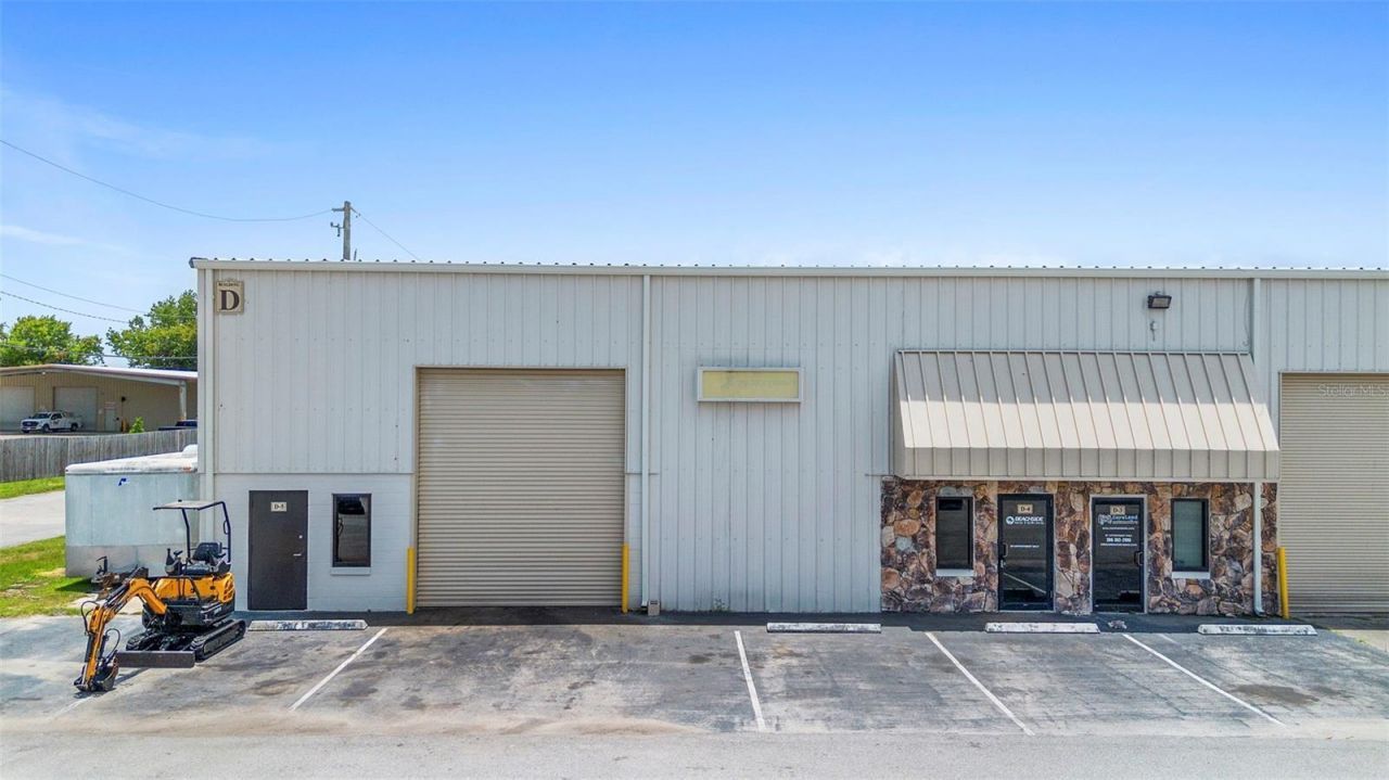 1725 S Nova Road, Unit D4 & D5, South Daytona, FL 32119 Main Photo