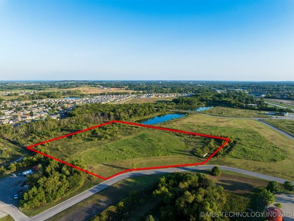 05 S 272nd East Avenue , Coweta, OK 74429