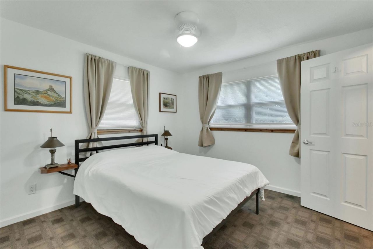 22040 Blue Creek Lodge Road, Astor, FL 32102 Photo