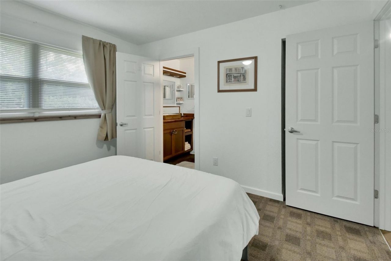 22040 Blue Creek Lodge Road, Astor, FL 32102 Photo