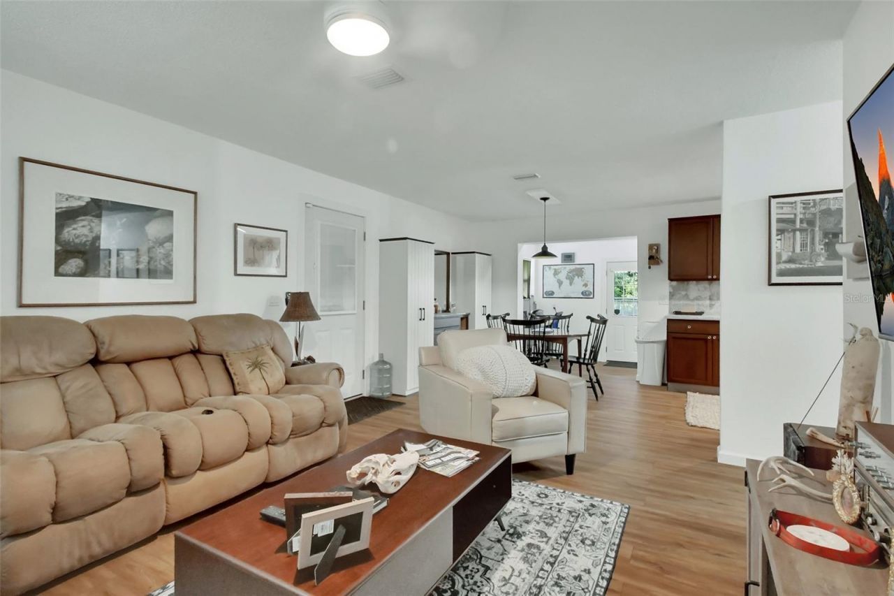 22040 Blue Creek Lodge Road, Astor, FL 32102 Photo