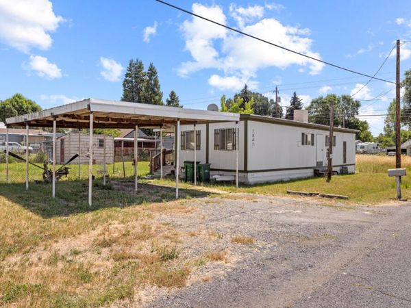 1647 Hope Street, Klamath Falls, OR 97603
