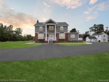 21120 Halsted Road, Northville, MI 48167