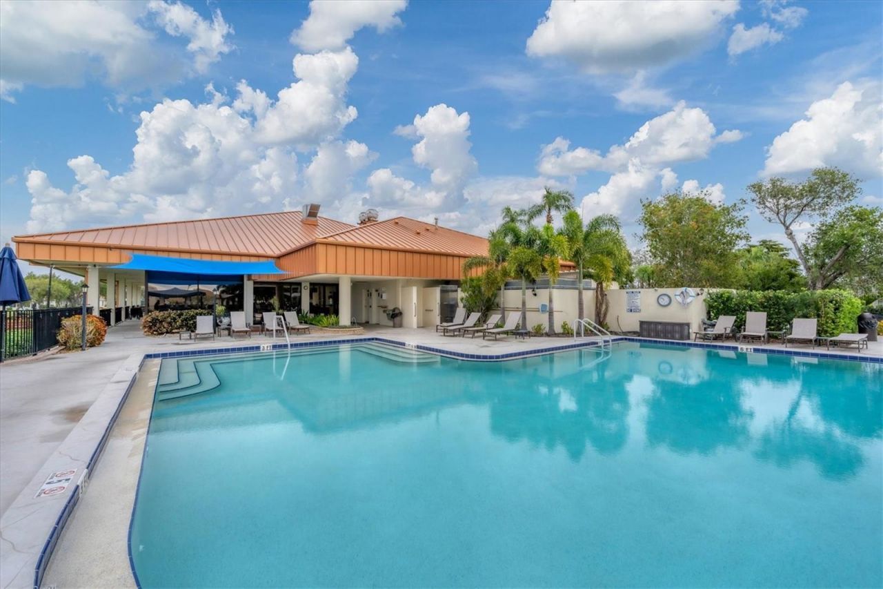 4738 Raintree Street Circle E, Bradenton, FL 34203 Photo