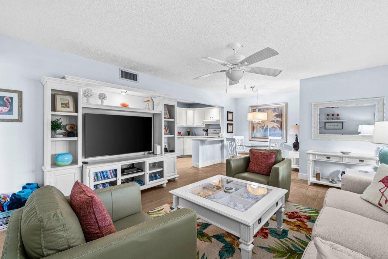 429 Pine Glen, Unit C2, Greenacres, FL 33463 Photo
