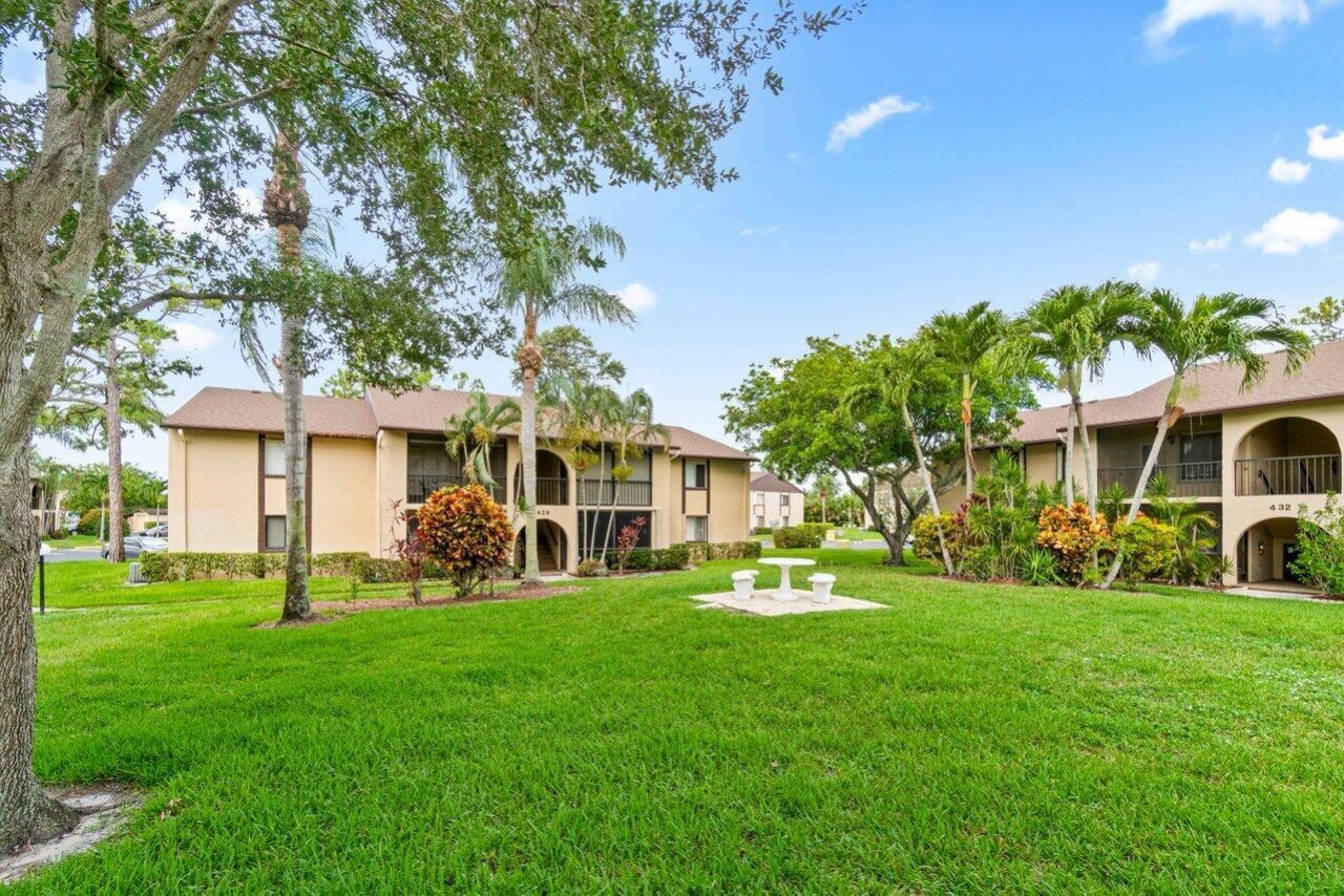 429 Pine Glen, Unit C2, Greenacres, FL 33463 Photo