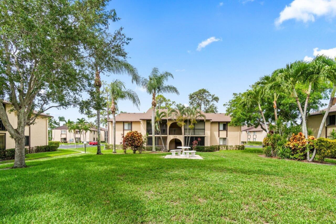 429 Pine Glen, Unit C2, Greenacres, FL 33463 Photo