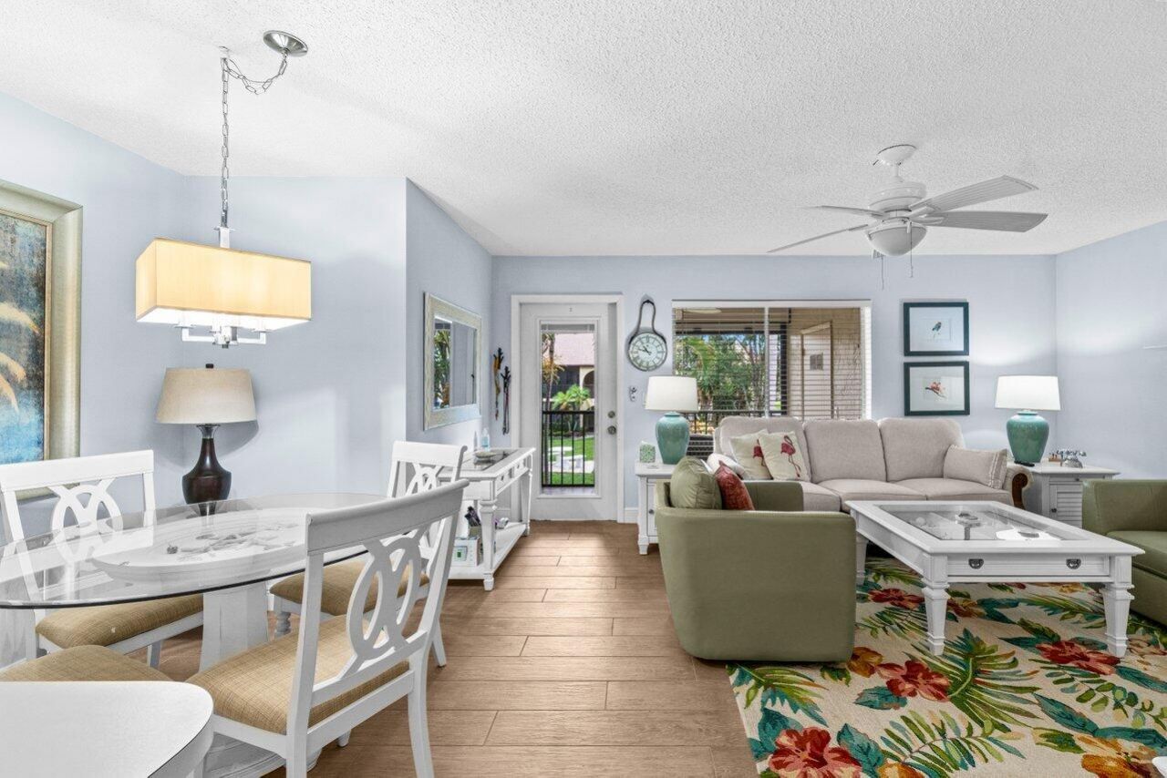 429 Pine Glen, Unit C2, Greenacres, FL 33463 Photo
