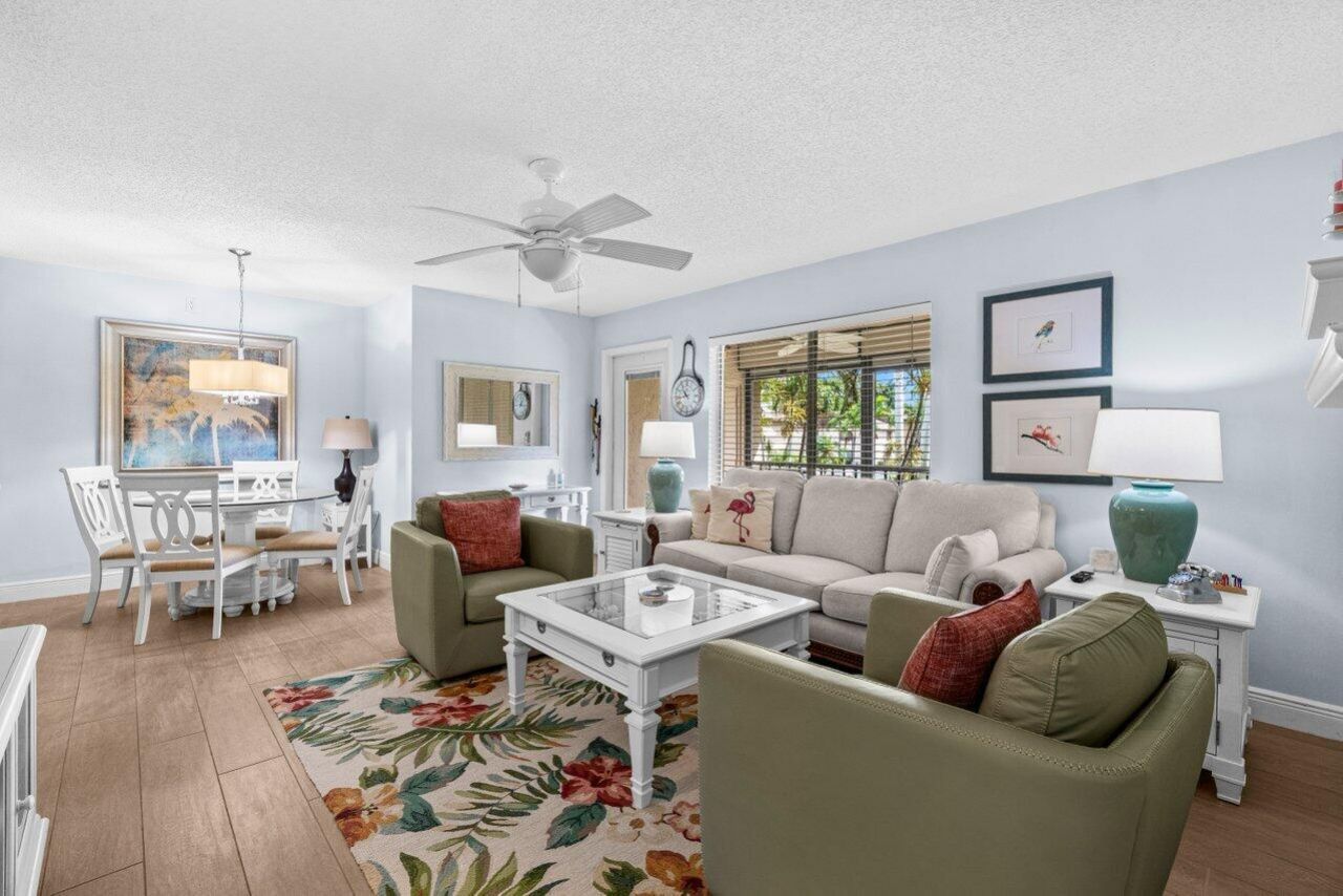 429 Pine Glen, Unit C2, Greenacres, FL 33463 Photo