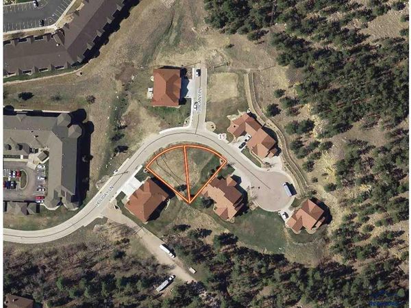 2427 HOLIDAY LN, Rapid City, SD 57702