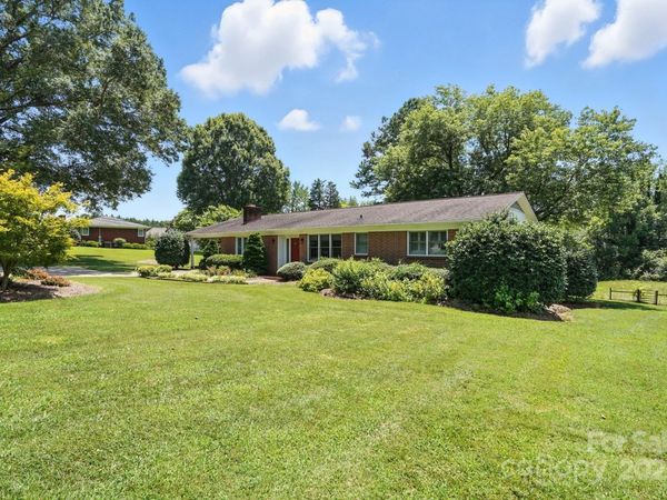 3427 N Nc 16 Highway, Denver, NC 28037