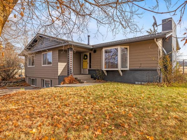 23131 N Poe Valley Road, Klamath Falls, OR 97603