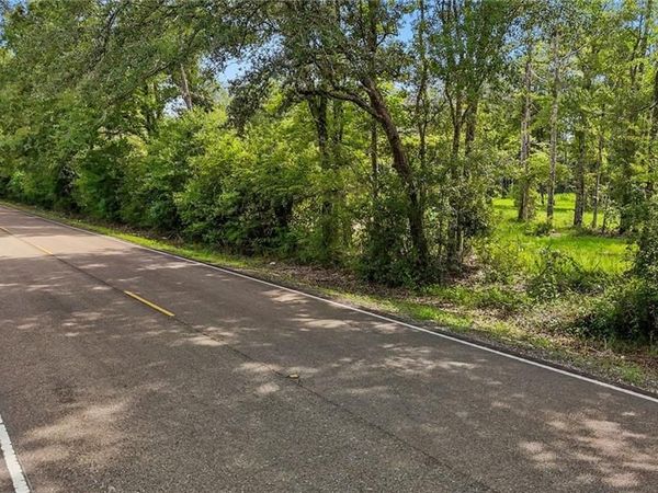 39548 LEES LANDING Road, Ponchatoula, LA 70454