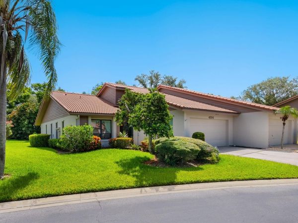 4004 WILSHIRE CIRCLE E, Unit 89, SARASOTA, FL 34238