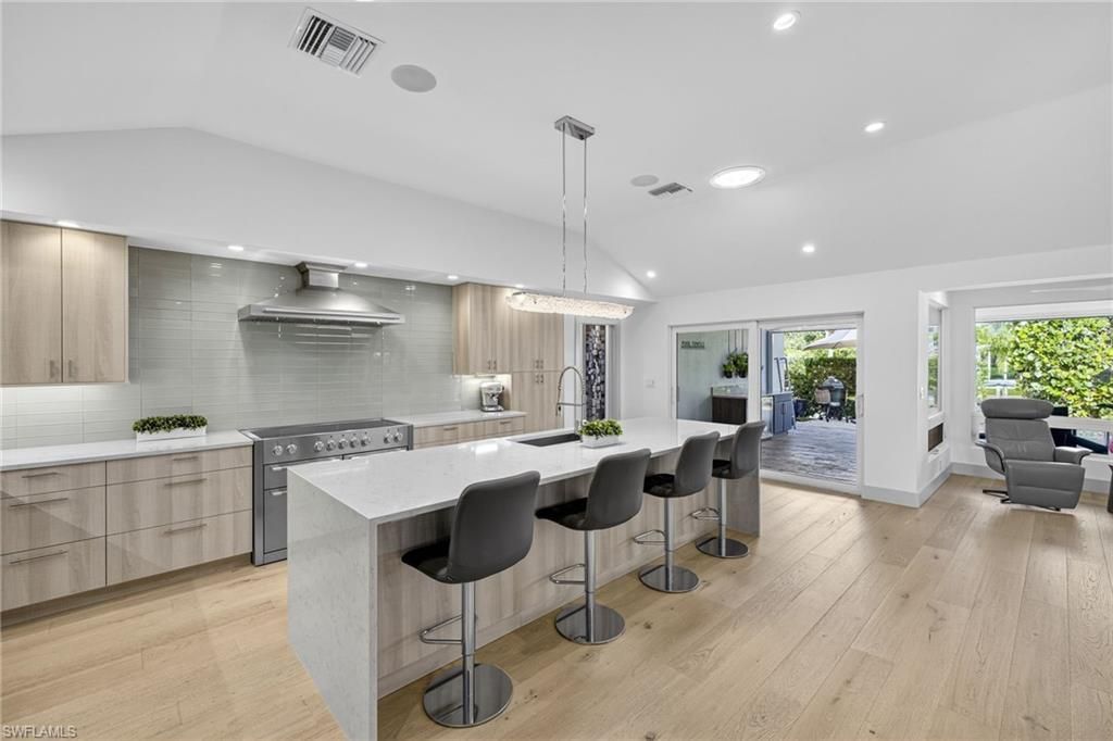 5215 Seashell Ave, Naples, FL 34103 Photo
