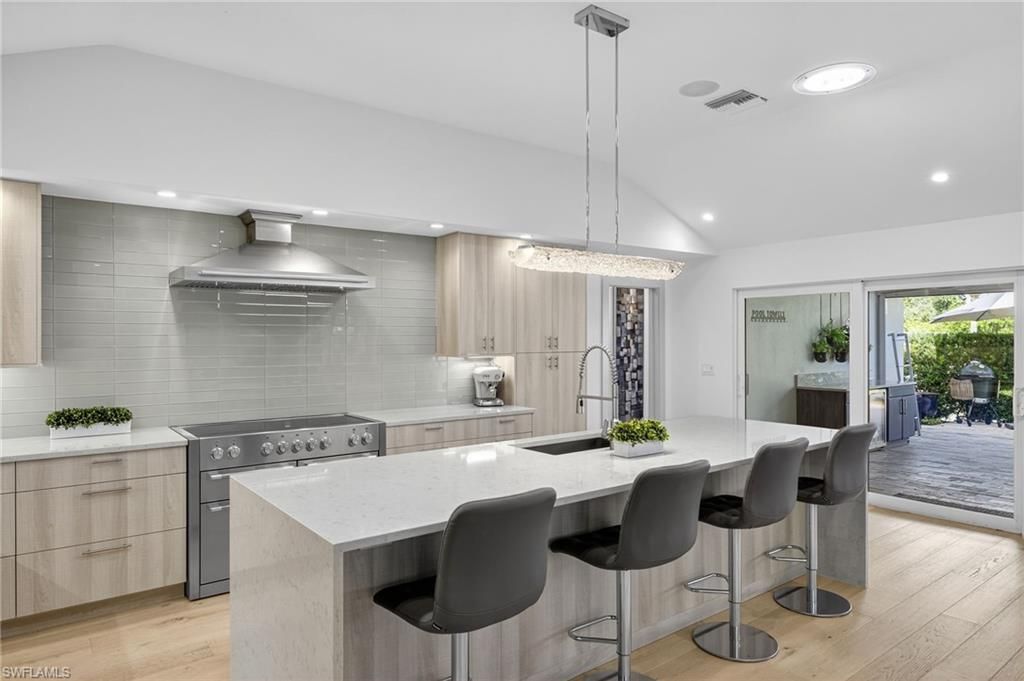 5215 Seashell Ave, Naples, FL 34103 Photo