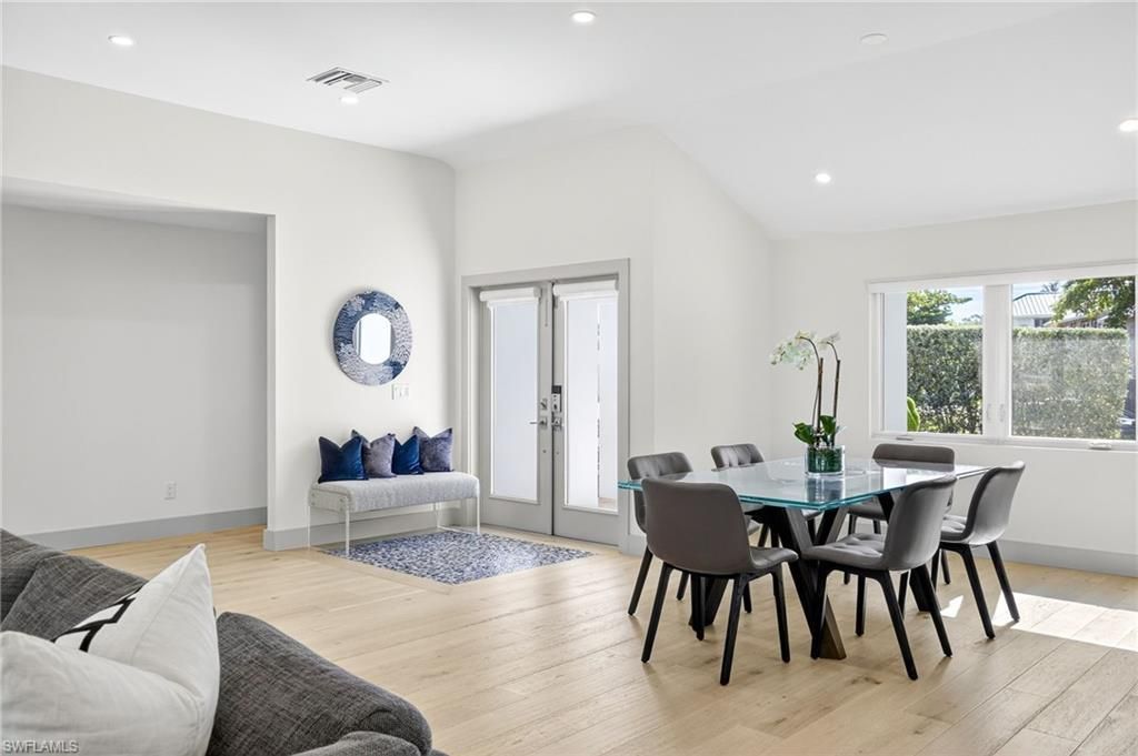 5215 Seashell Ave, Naples, FL 34103 Photo