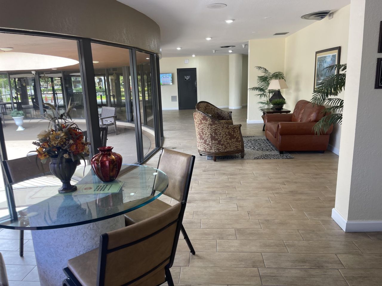 8901 Sunrise Lakes Boulevard, Unit 202, Sunrise, FL 33322 Photo