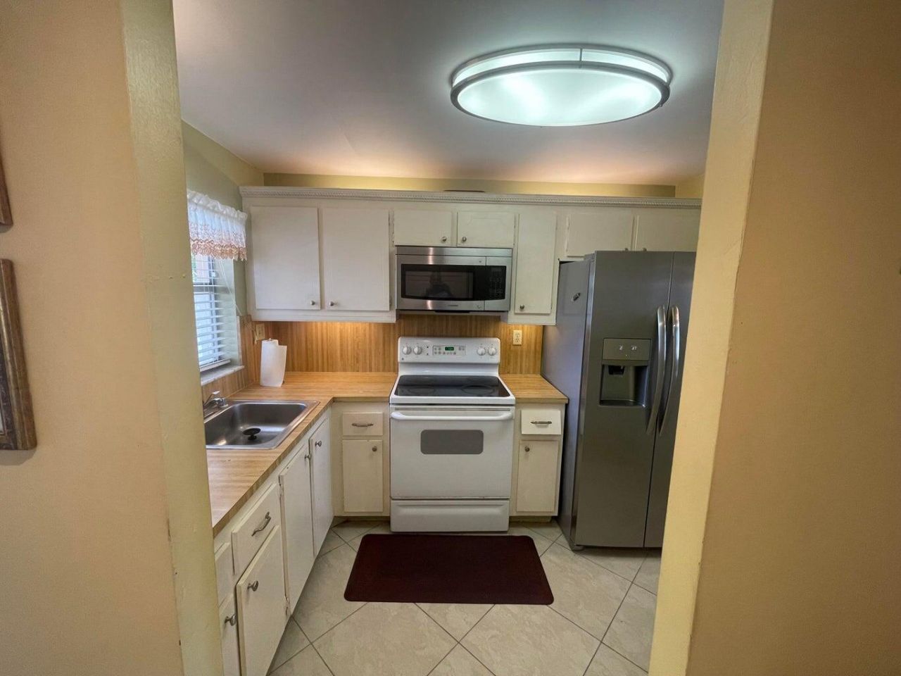 8901 Sunrise Lakes Boulevard, Unit 202, Sunrise, FL 33322 Photo