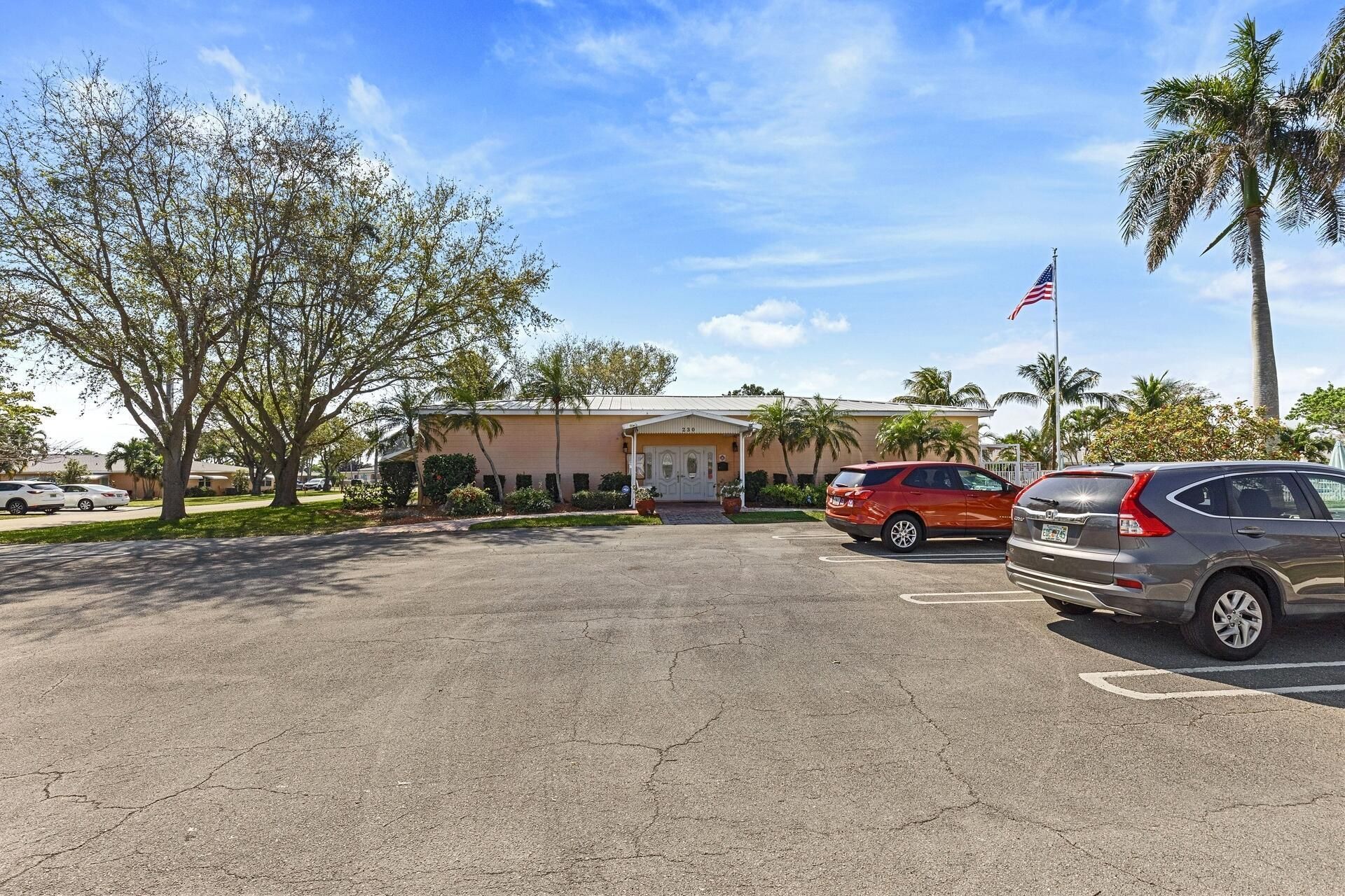 355 Main Boulevard, Unit B, Boynton Beach, FL 33435 Photo