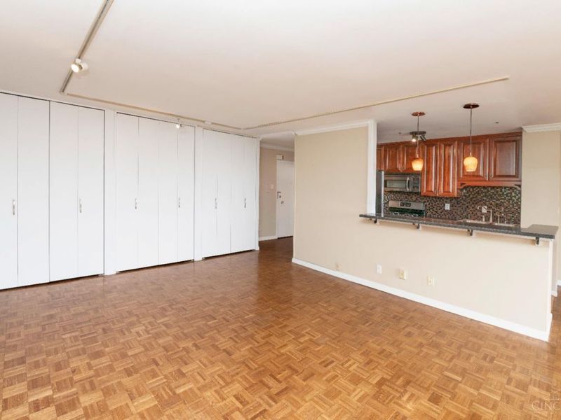 2324 Madison Road, Unit 1404, Cincinnati, OH 45208 Photo 10