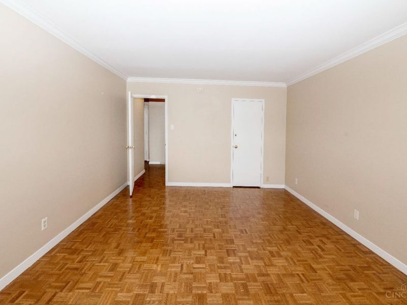 2324 Madison Road, Unit 1404, Cincinnati, OH 45208 Photo 19
