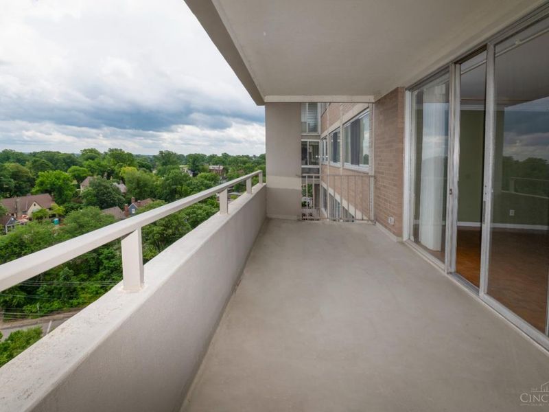 2324 Madison Road, Unit 1404, Cincinnati, OH 45208 Photo 24