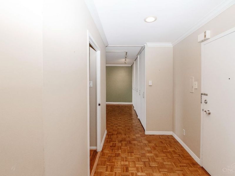 2324 Madison Road, Unit 1404, Cincinnati, OH 45208 Photo 3