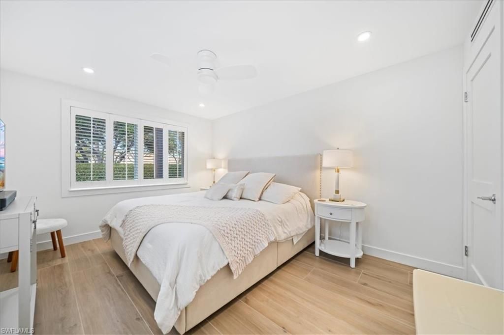 72 7th St S, Unit 112, Naples, FL 34102 Photo