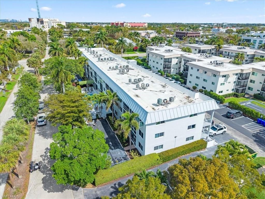 72 7th St S, Unit 112, Naples, FL 34102 Photo