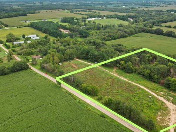 72 Franklin Road, Stoughton, WI 53589