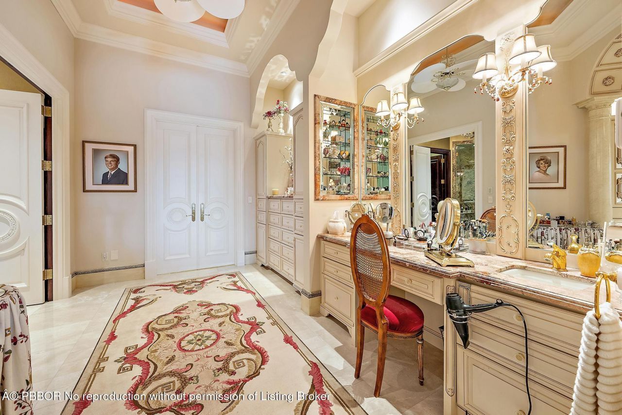 2330 Seven Oaks Lane, Palm Beach Gardens, FL 33410 Photo