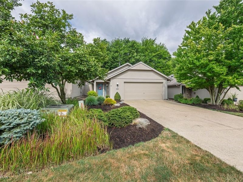 13156 Olympus Way, Strongsville, OH 44149 Photo 2