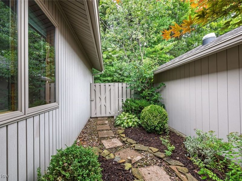 13156 Olympus Way, Strongsville, OH 44149 Photo 27