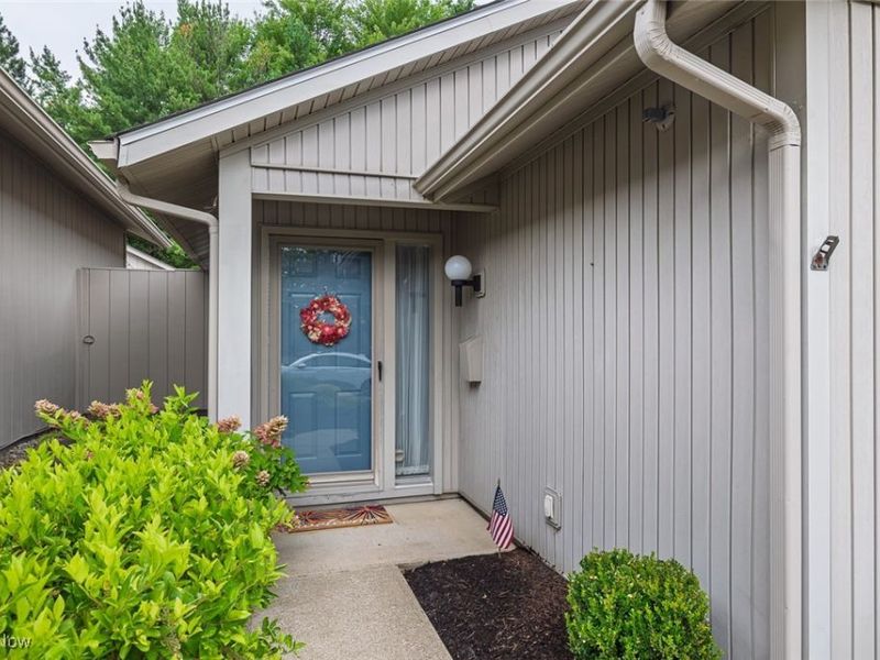 13156 Olympus Way, Strongsville, OH 44149 Photo 4