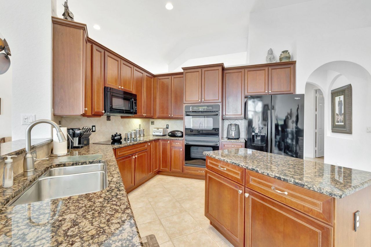 699 SW River Bend Circle, Stuart, FL 34997 Photo