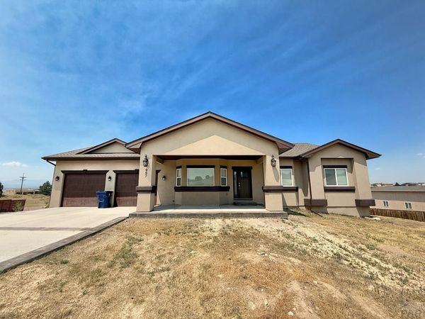987 S Blue Hills Dr, Pueblo West, CO 81007