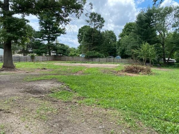 1240 E Hickory Road, Battle Creek, MI 49017