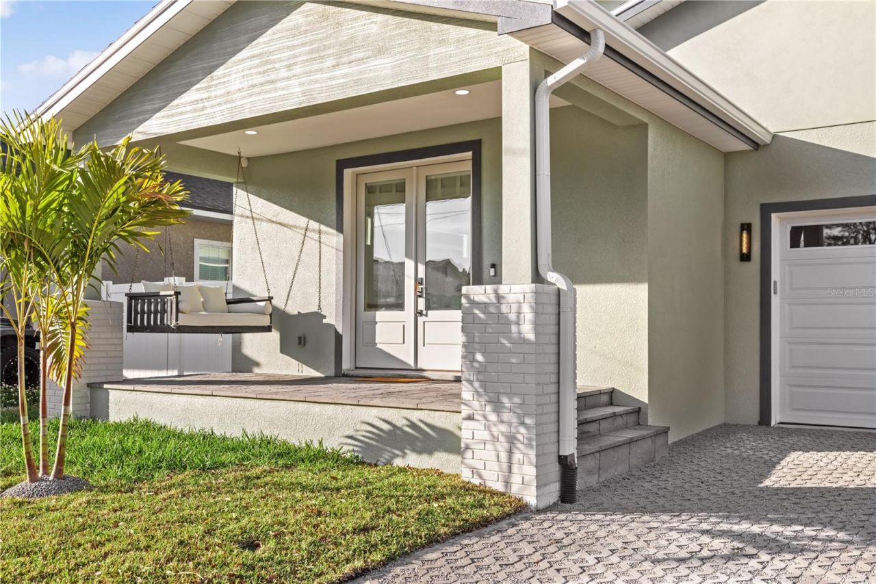 2727 W Chestnut Street, Tampa, FL 33607 Photo