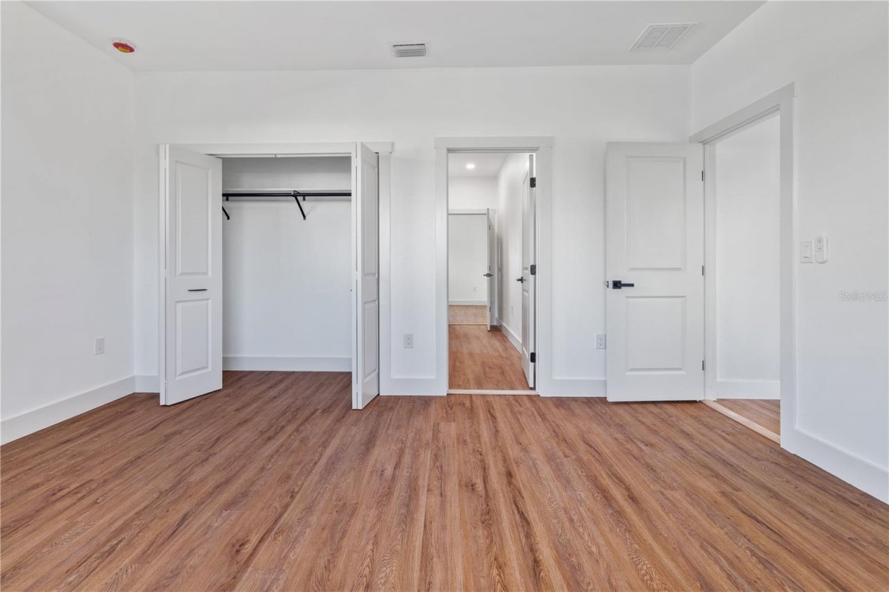 2727 W Chestnut Street, Tampa, FL 33607 Photo