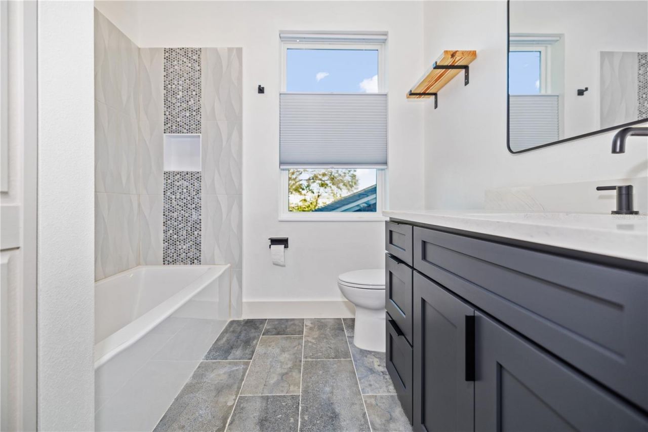 2727 W Chestnut Street, Tampa, FL 33607 Photo