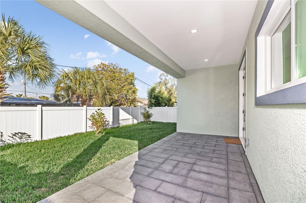 2727 W Chestnut Street, Tampa, FL 33607 Photo