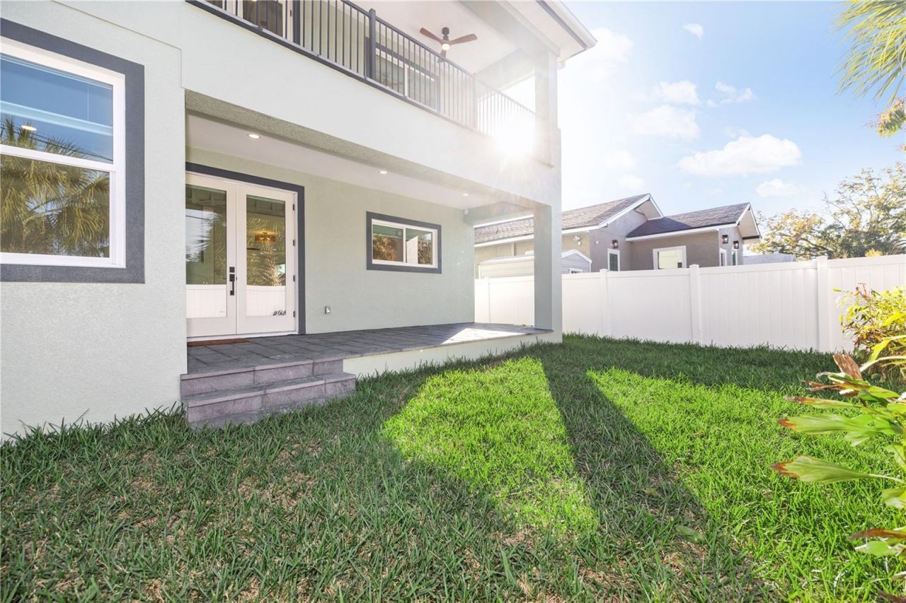 2727 W Chestnut Street, Tampa, FL 33607 Photo