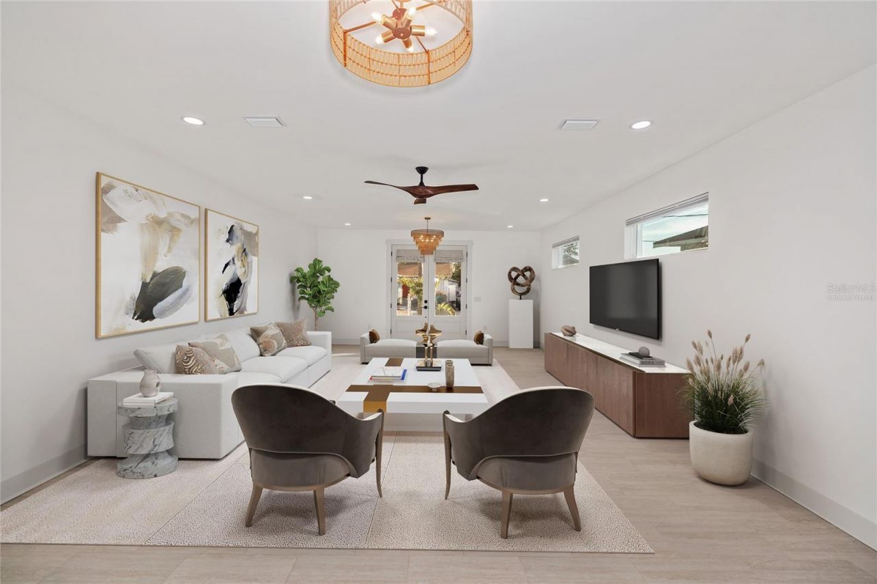 2727 W Chestnut Street, Tampa, FL 33607 Photo