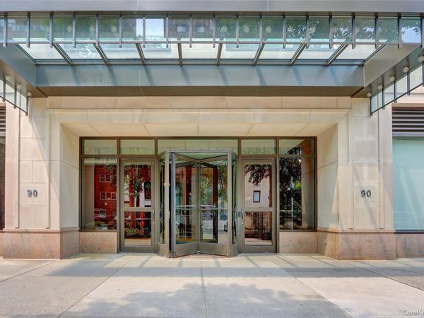 90 E End Avenue, Unit 10B, New York (Manhattan), NY 10028