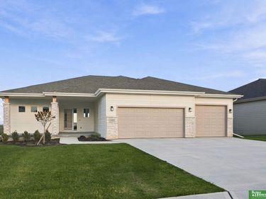10909 N 160 Street, Bennington, NE 68007
