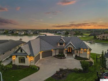 12502 N 178th Circle, Bennington, NE 68007