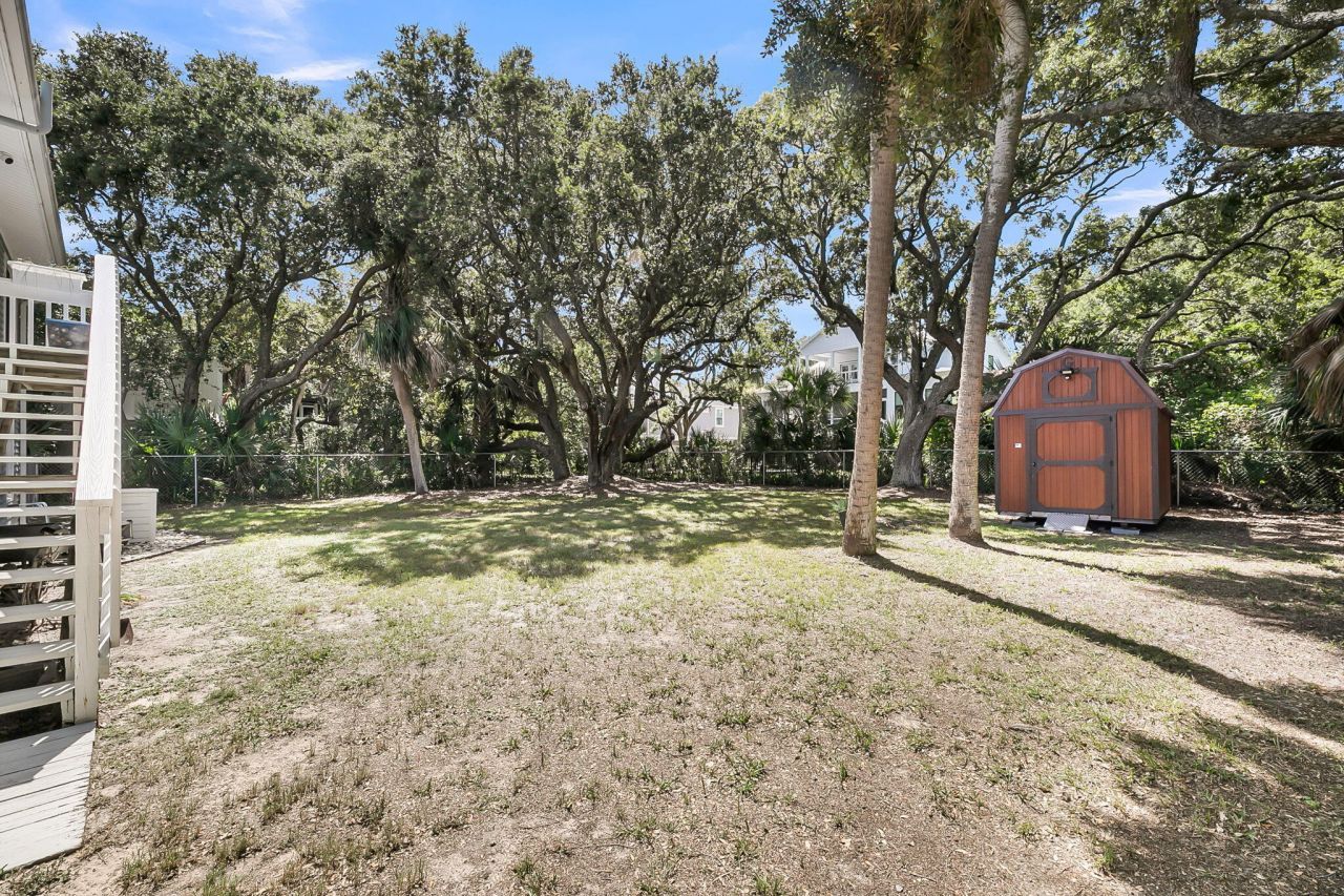 705 Palmetto Boulevard Photo 34