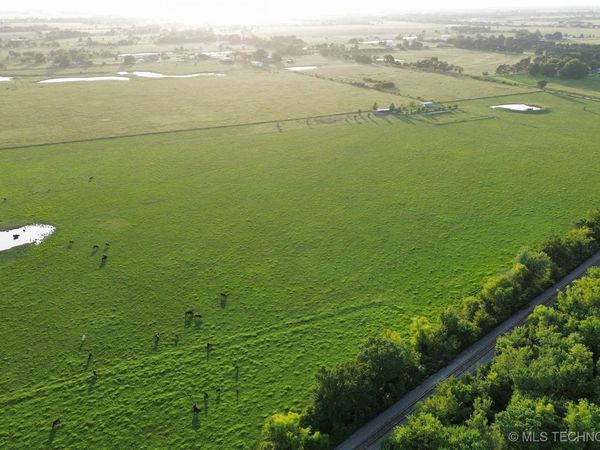 30400 E 760 Road, Wagoner, OK 74467