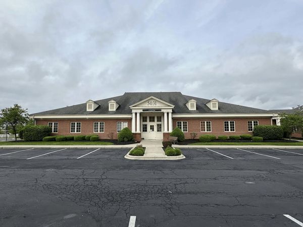 5031 Forest Drive, Unit B, New Albany, OH 43054